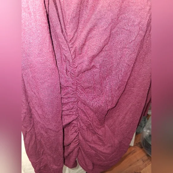 Isabel Maternity Burgundy Drawstring Top Large - Picture 3 of 6